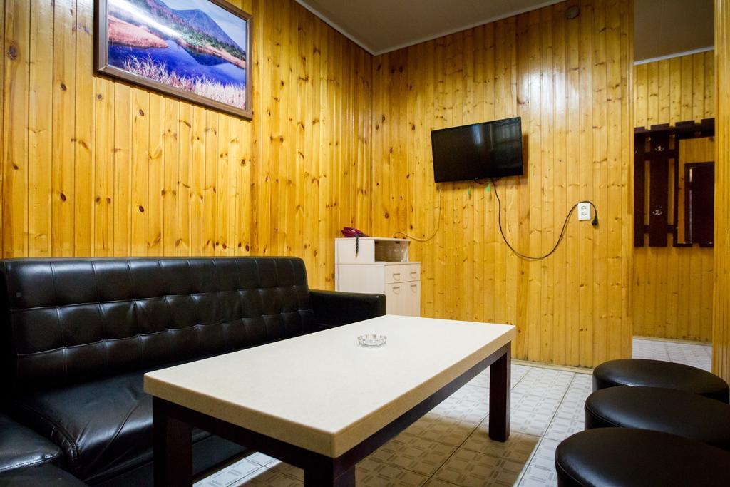 Diar Hotel Atyrau Exterior photo